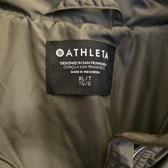 Athleta Womens Olive Windbraker Lightweight Jacket With Hood - Picture 6 of 7